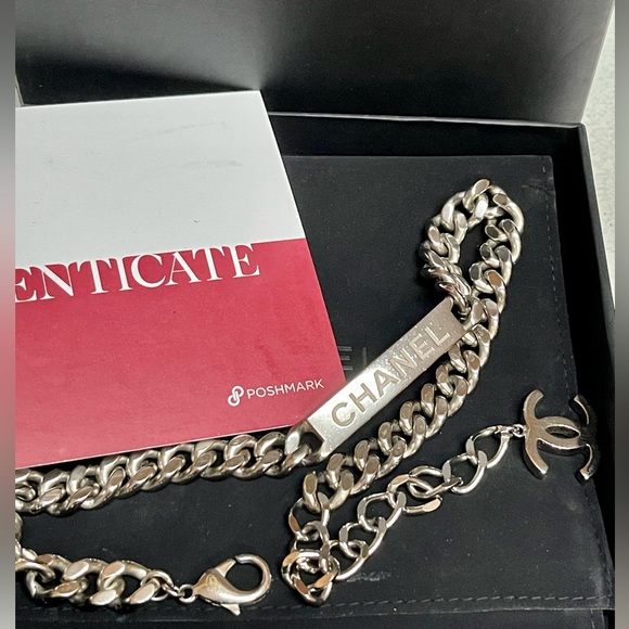 Silver Chanel Necklace. EUC in original soft CC box inside Chanel box . - Picture 6 of 16